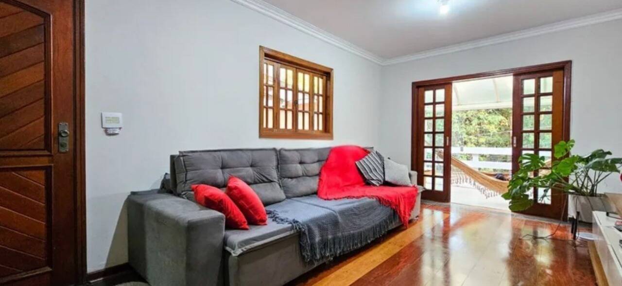 Casa, 3 quartos, 179 m² - Foto 2
