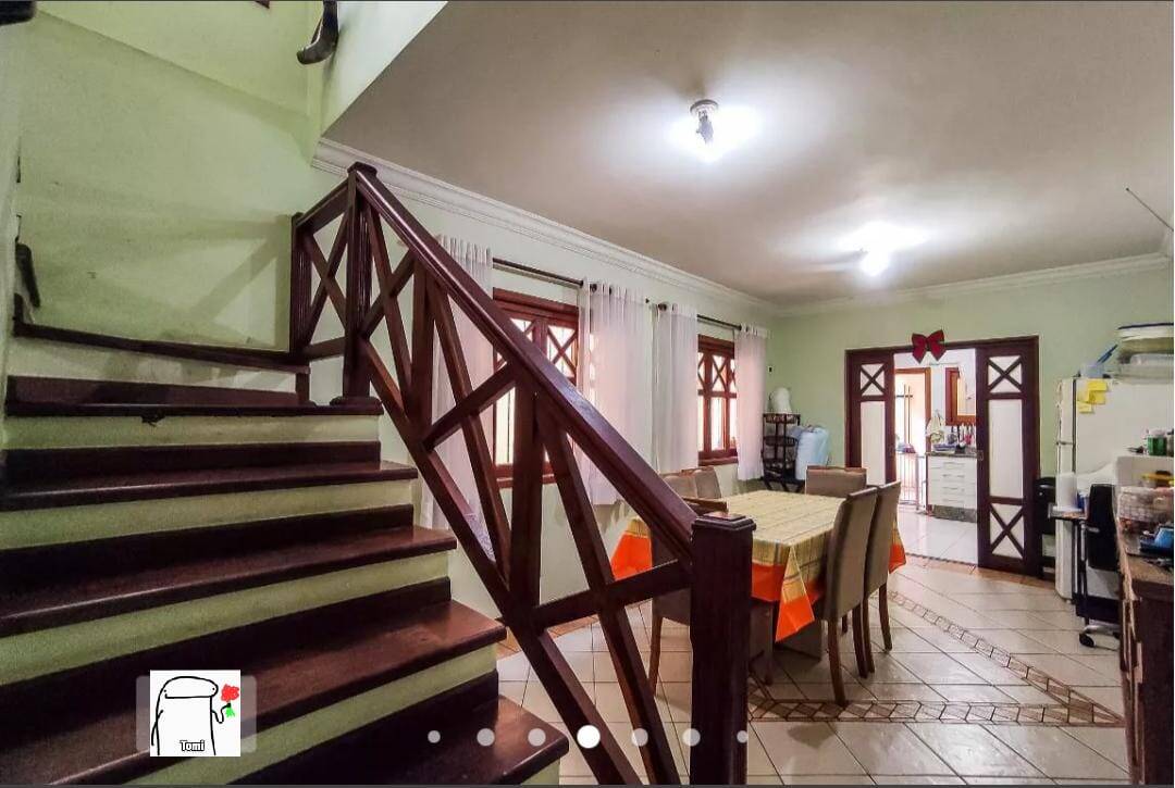 Casa, 3 quartos, 201 m² - Foto 3