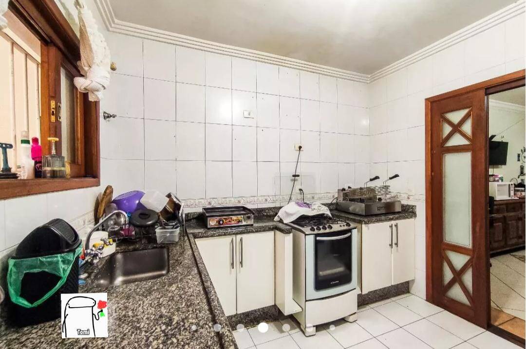 Casa, 3 quartos, 201 m² - Foto 2