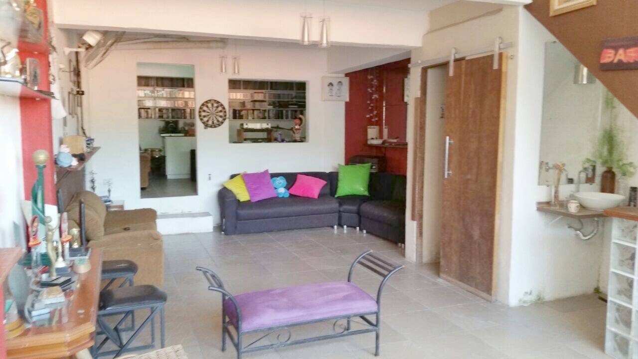 Casa, 3 quartos, 347 m² - Foto 2