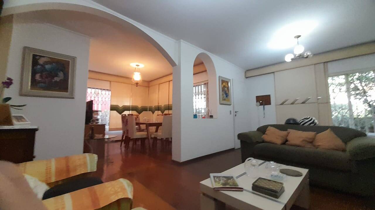 Casa, 3 quartos, 250 m² - Foto 2